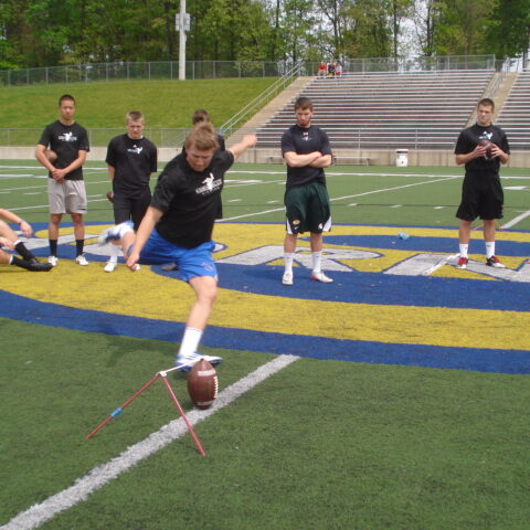 Bambard wins the FG competition at the May 2012 Fab 50 Camp